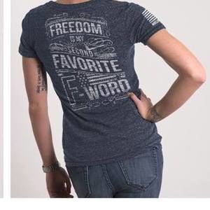 Meet your Posher, Dee